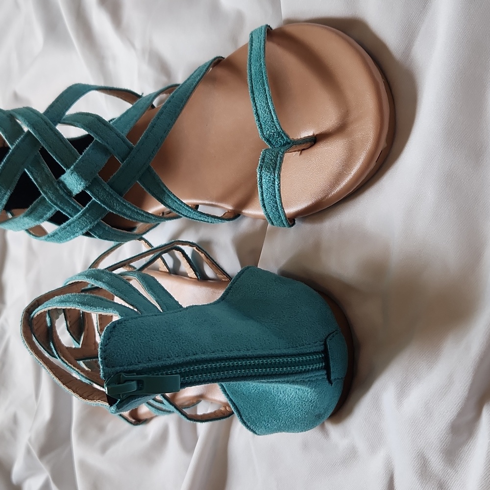 Sandals - Picture 2 of 2